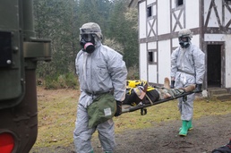 Medics partner with chemical units for training 2
