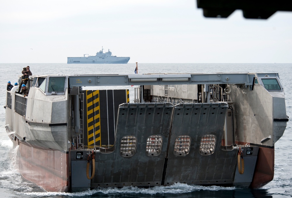 Landing catamaran pulls into USS Wasp