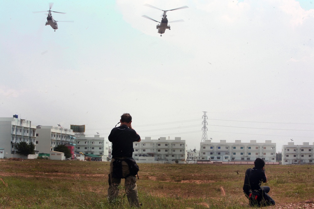 Thailand, Republic of Korea, US conduct amphibious assault