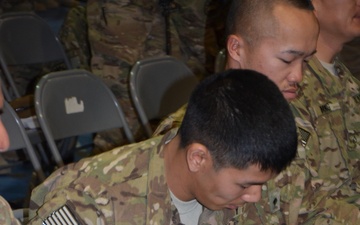 Tennessee Army National Guardsman becomes US citizen