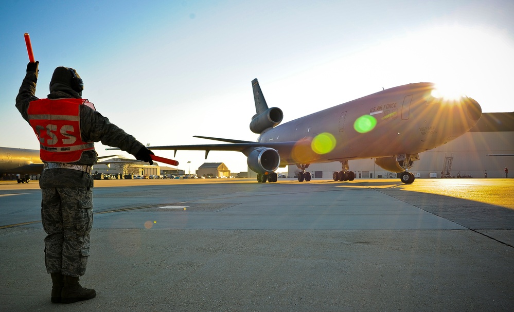 305th Maintenance Group airmen at work