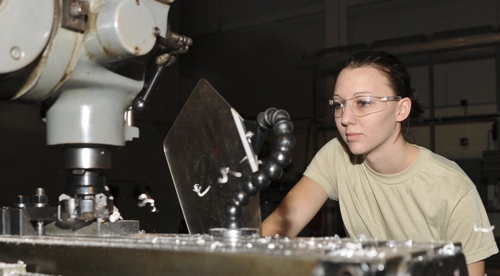 305th Maintenance Group Airmen at work