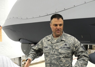 Portales kids tour Cannon with air commandos