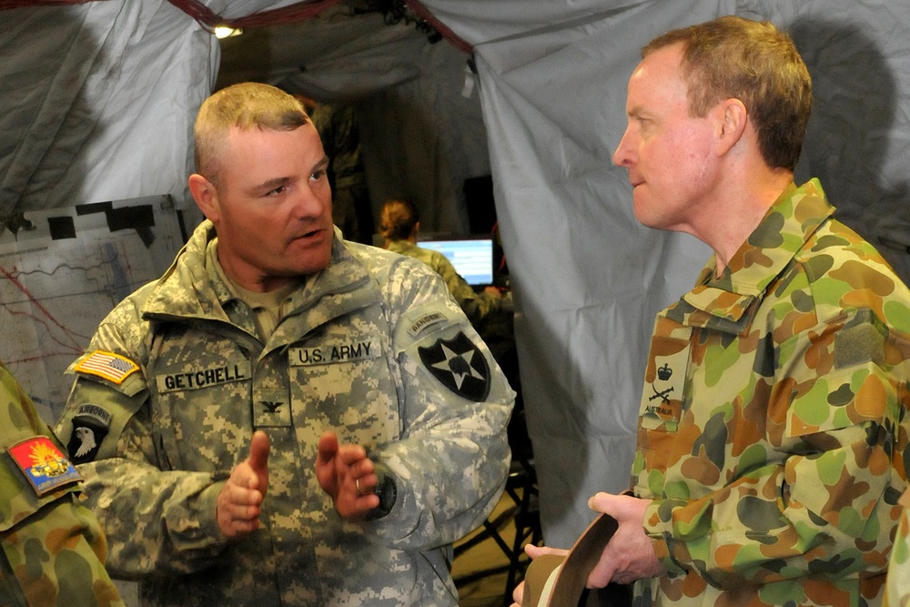 ‘Raiders’ host Australian army chief