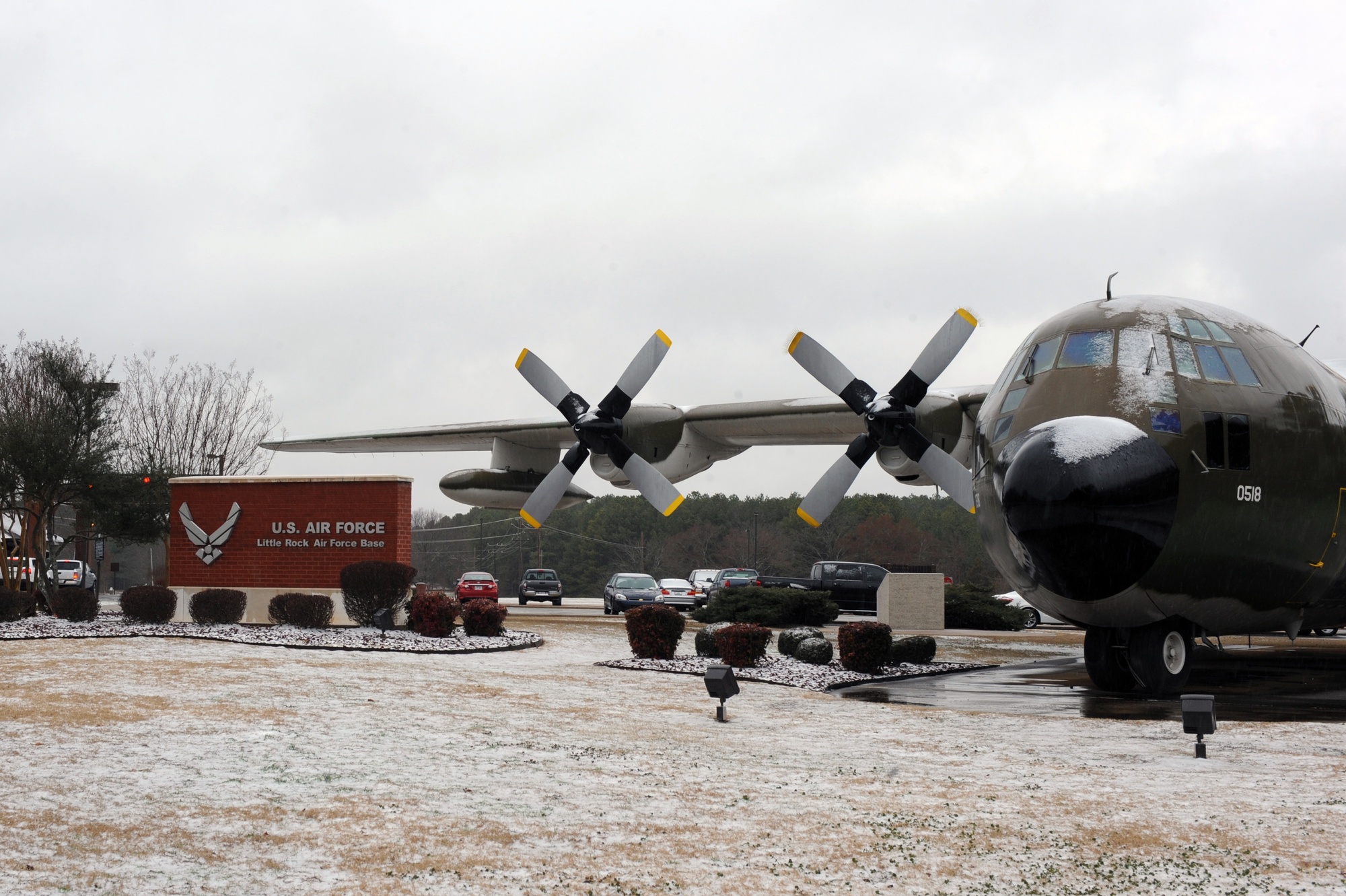 Dvids Images Little Rock Air Force Base Weathers First Snowfall Image 11 Of 12