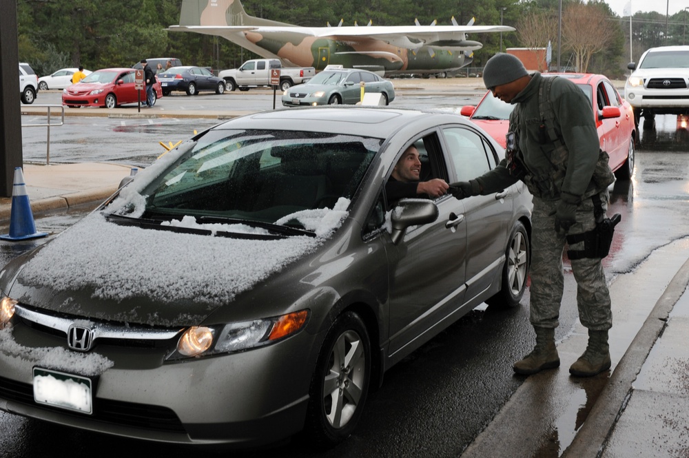 Little Rock Air Force Base weathers first snowfall