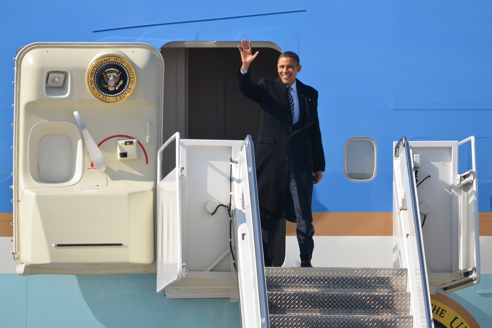 President Barack Obama arrives in Milwaukee