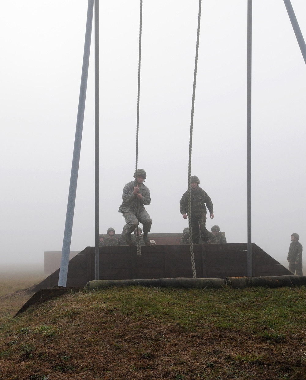 American, British forces join for leadership development