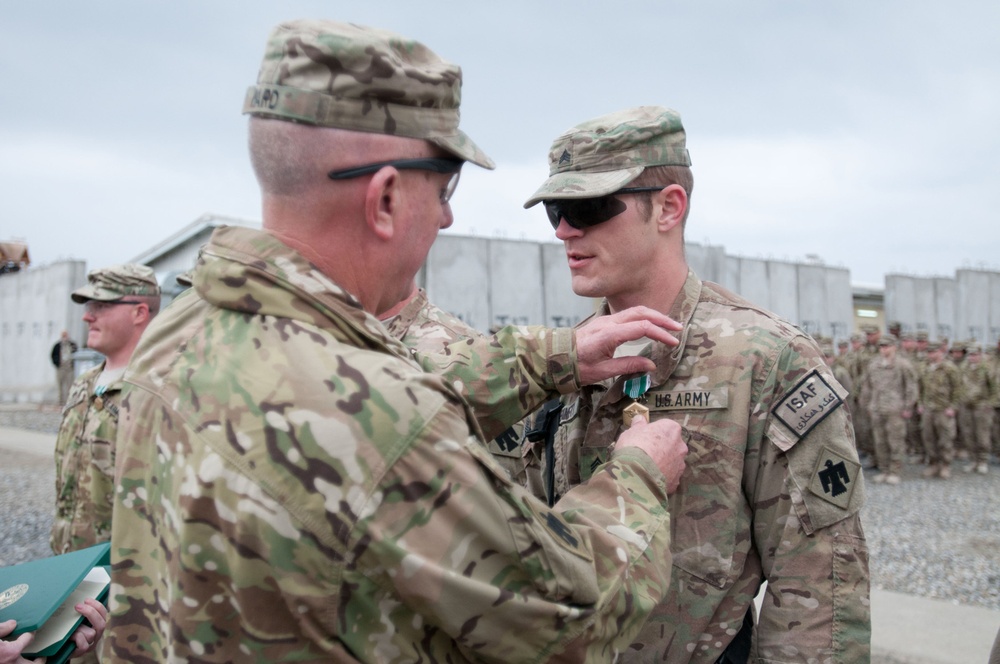 45TH IBCT commander awards soldiers at Forward Operating Base Gamberi, Laghman province, Afghanistan