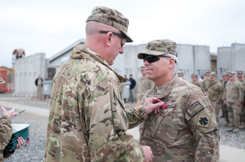 45th IBCT commander awards soldiers