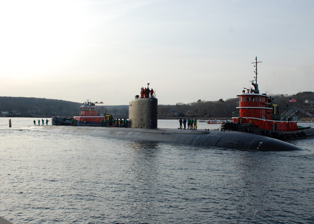 USS San Juan arrives in NSB New London