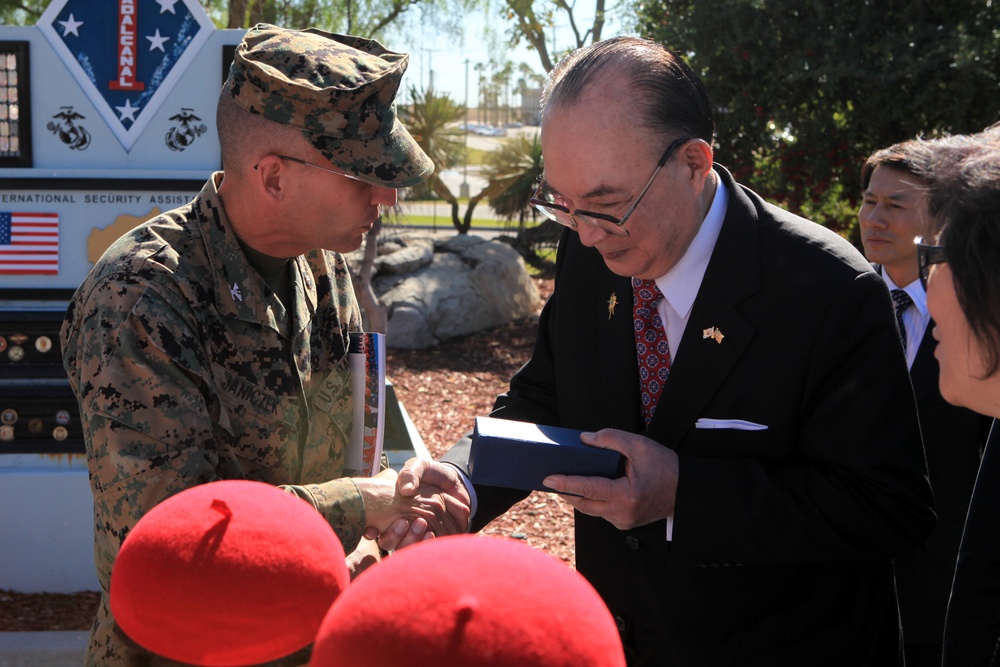 Little Angels visit 1st Marine Division