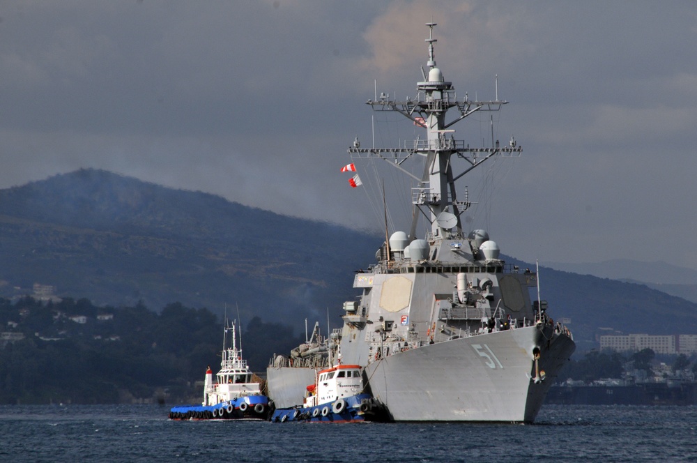 USS Arleigh Burke visits Souda Bay