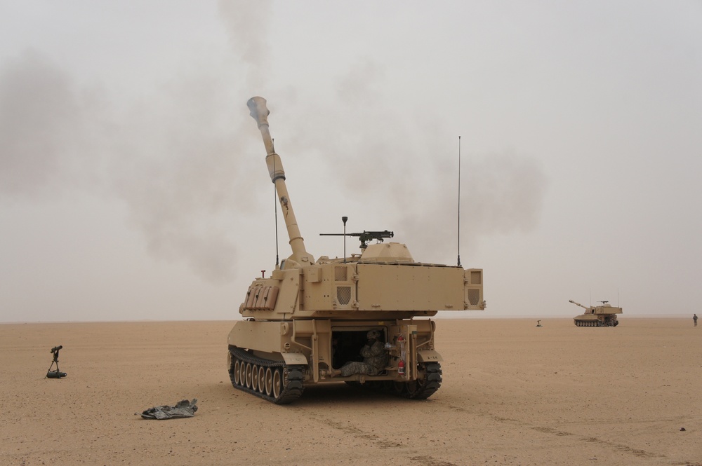 1-125 Field Artillery live fire exercise