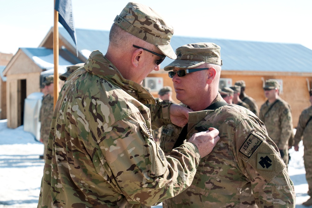 Thunderbird soldiers receive awards