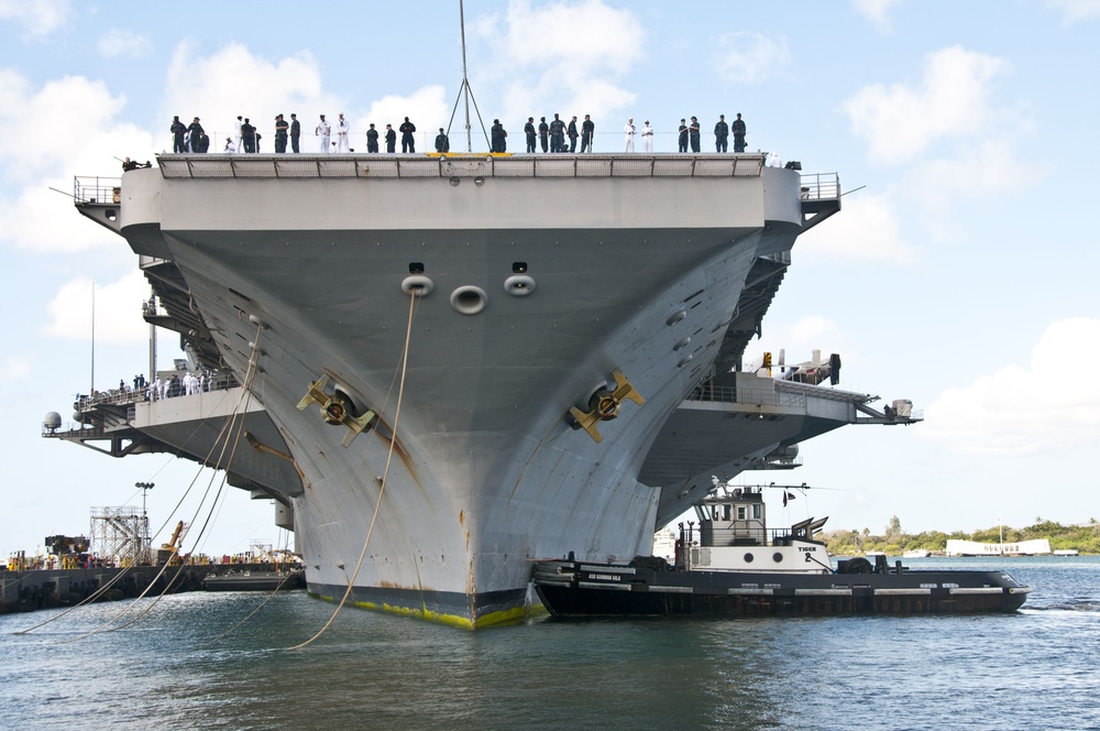 USS John C. Stennis arrives in Joint Base Pearl Harbor-Hickam