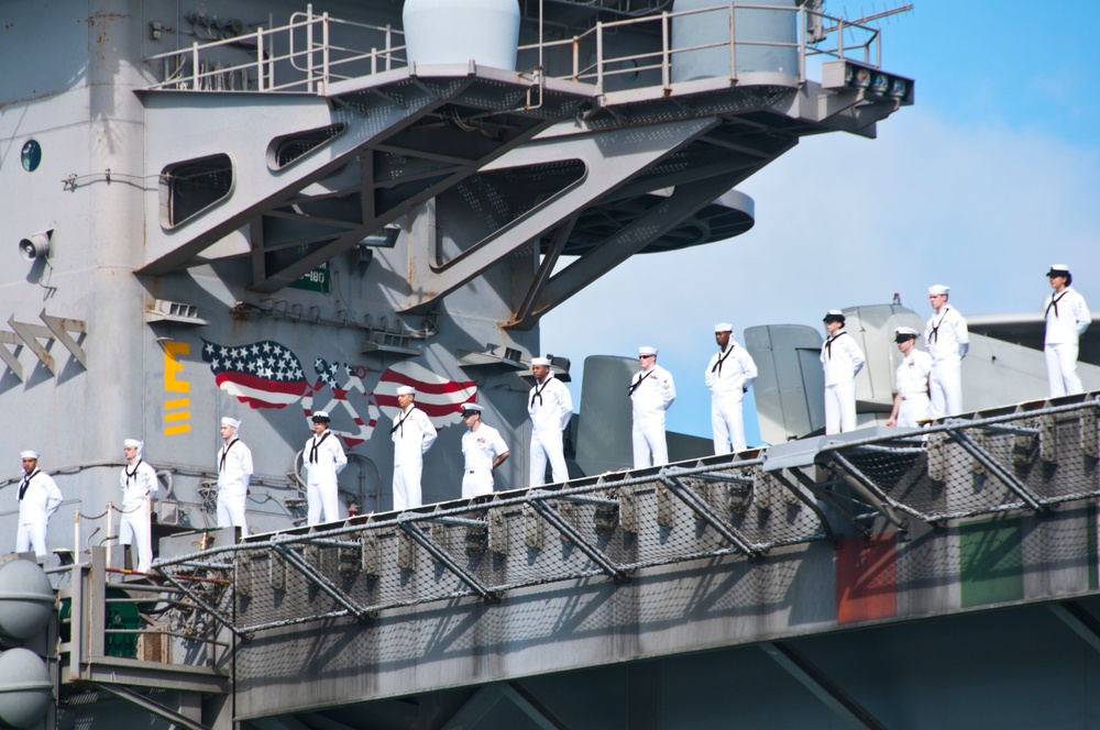 USS John C. Stennis arrives in Joint Base Pearl Harbor-Hickam