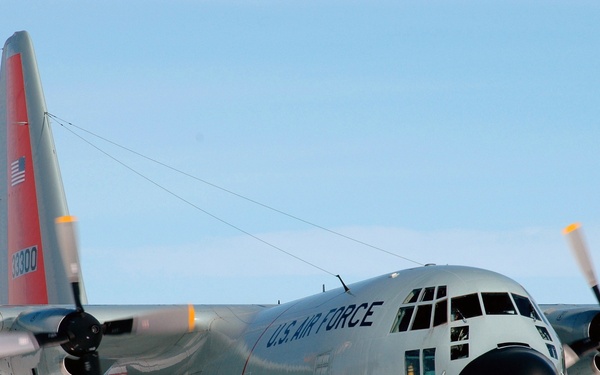 109th Airlift Wing flies polar missions