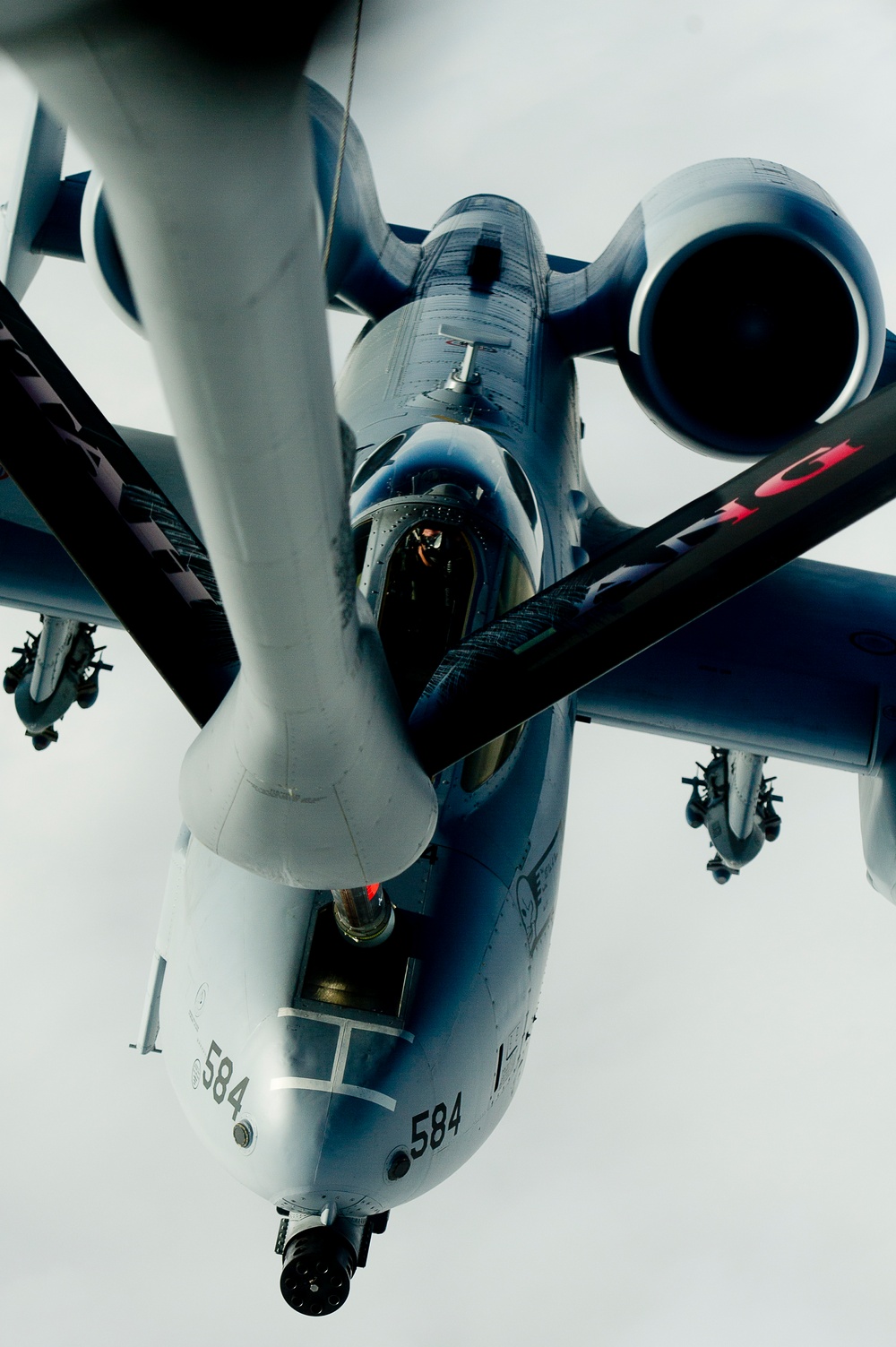 Utah Air National Guard refueling A-10 Thunderbolt