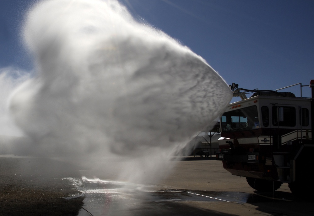 Fired up: 188th Fire Emergency Services Flight sharpens skills