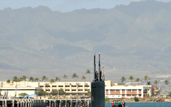 USS Columbus departs Joint Base Pearl Harbor-Hickam