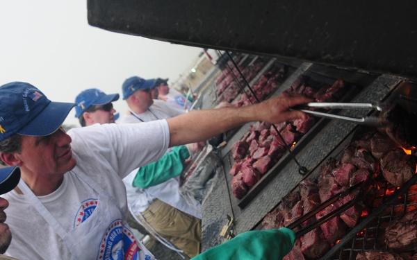 Serving Our Troops: St. Paul to Kuwait