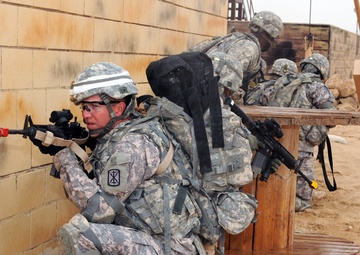 Third Army soldiers undergo WLC STX