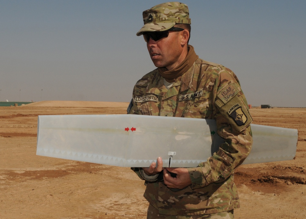 Soldiers gain fly time with the Raven
