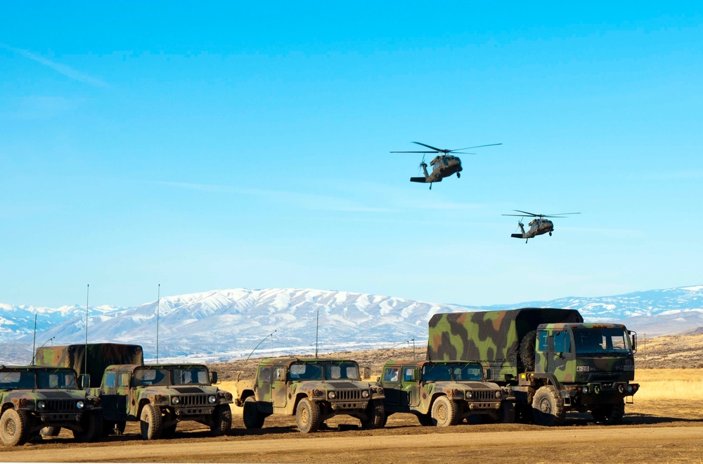 Lt. Gen. David Morrison, chief of staff of the Australian army, visits JBLM