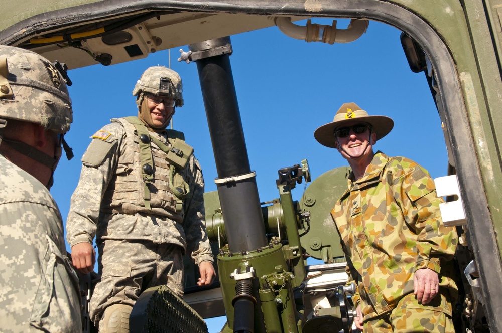 Lt. Gen. David Morrison, chief of staff of the Australian army, visits JBLM