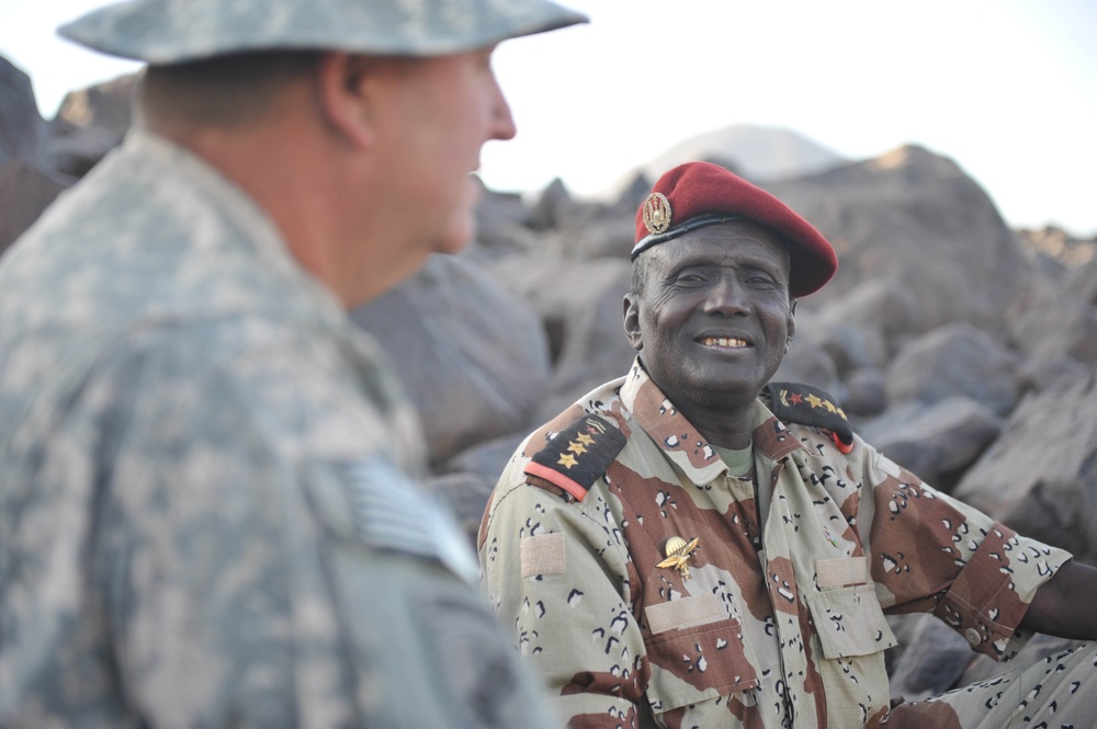 Djiboutian special forces, US soldiers share language skills