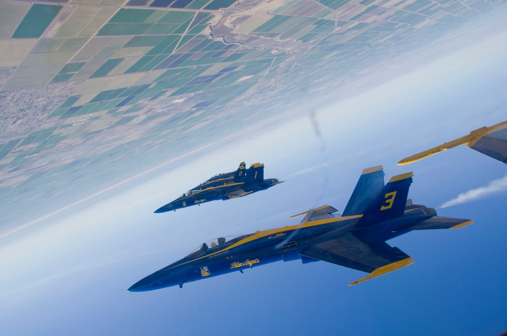 Blue Angels practice flight