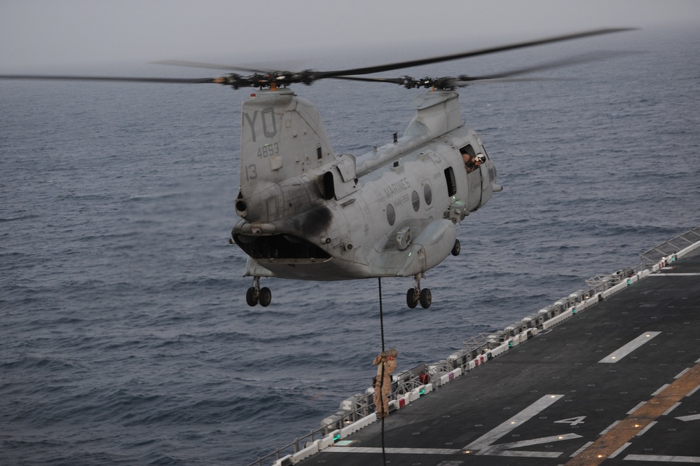 11th MEU fast rope training