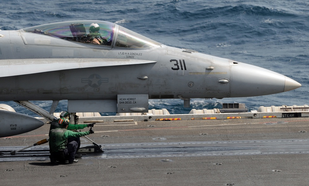 Flight operations aboard USS Abraham Lincoln