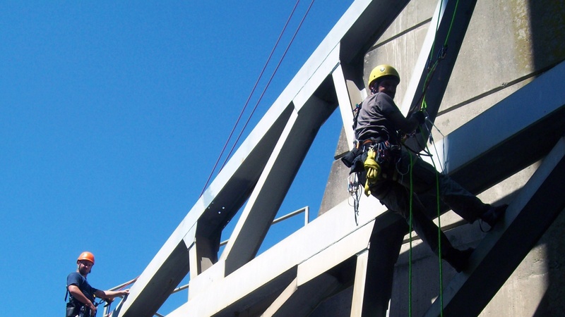 US Army Corps of Engineers, St. Louis District inspection team goes to new heights