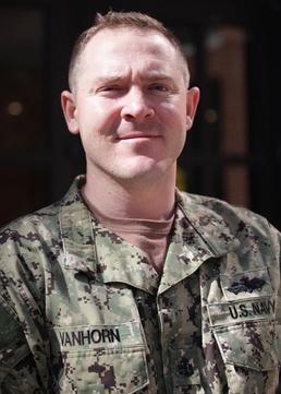 US Navy Seabee invited to White House