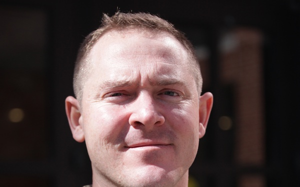 US Navy Seabee invited to White House