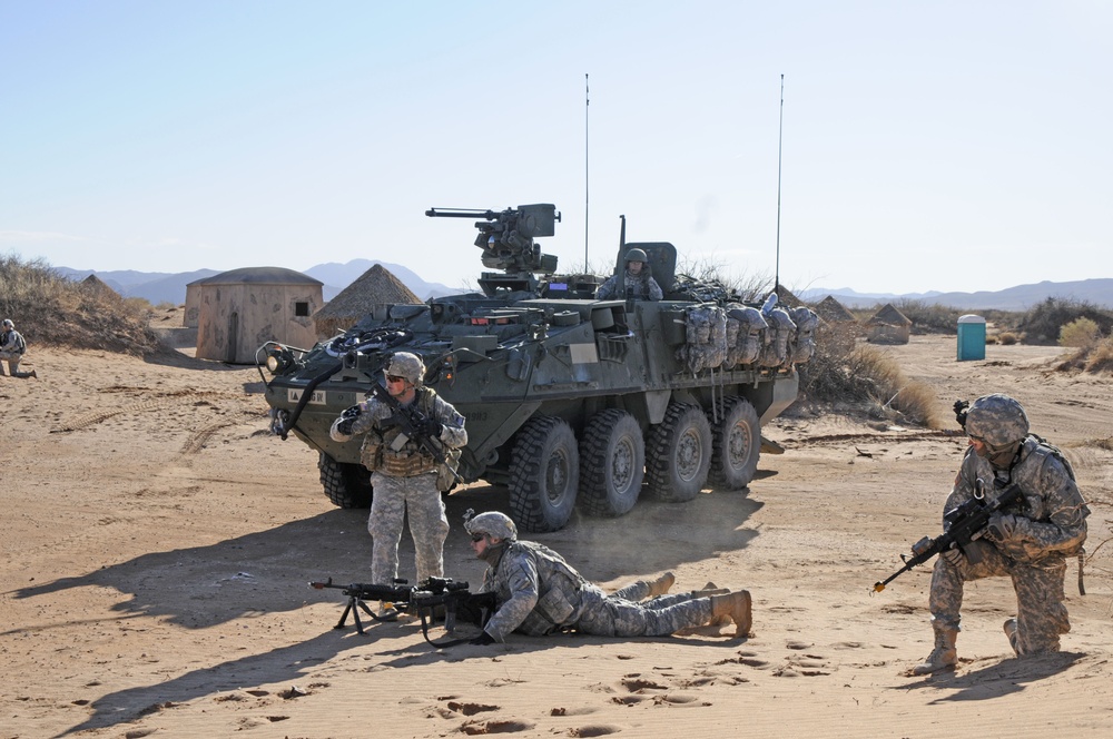 Soldiers of 1-36 conduct STX lane training