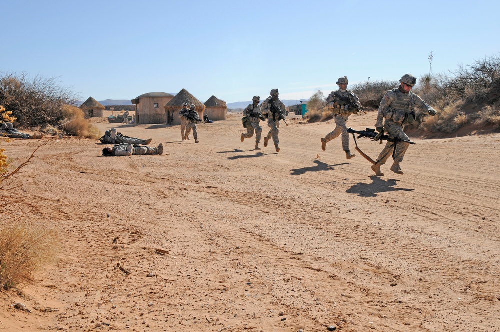 Soldiers of 1-36 conduct STX lane training