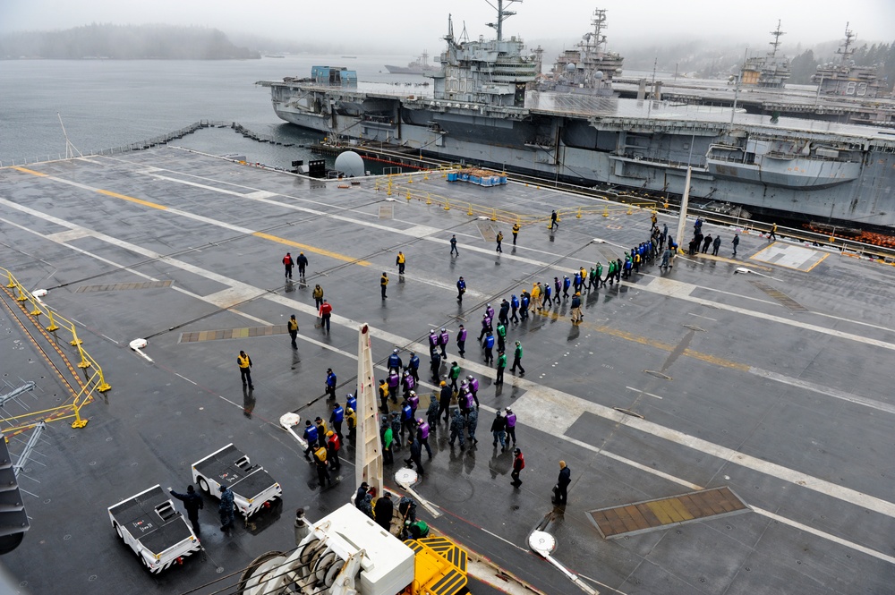 USS Nimitz fast cruise