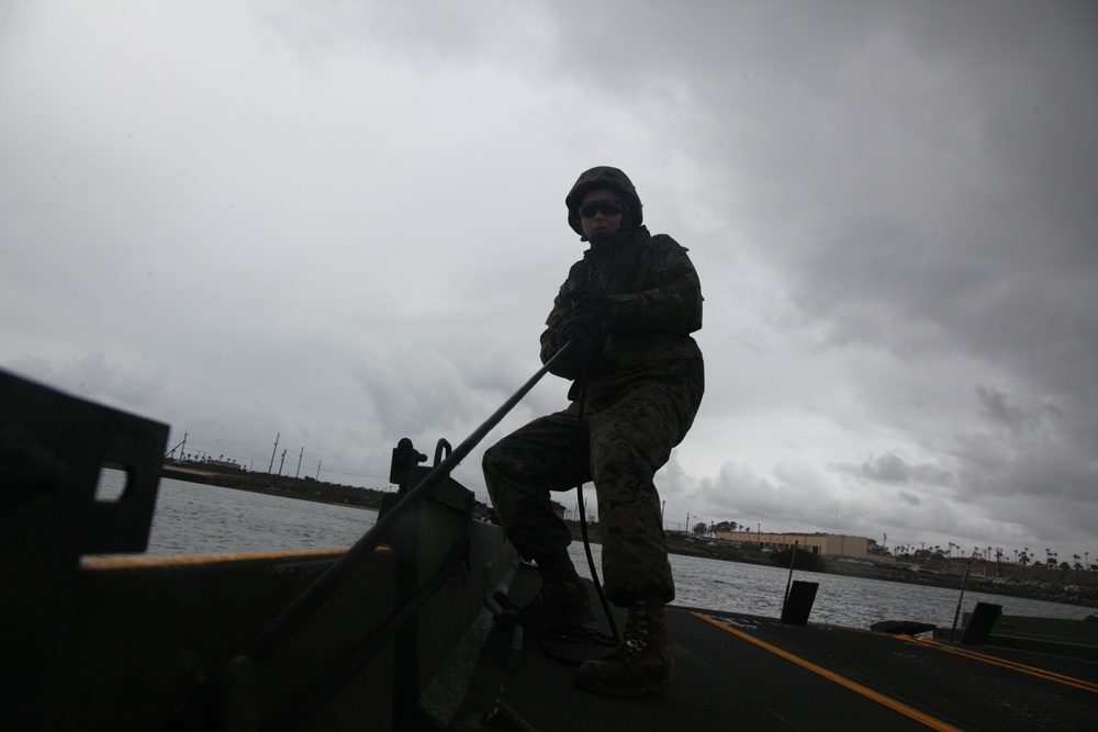 7th ESB Bridge Company Marines conduct training exercise