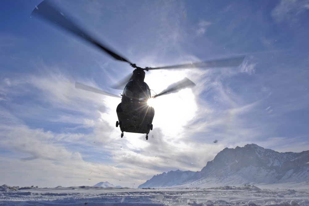 Chinook takeoff in Zabul province