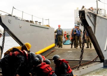 Germantown offloads 31st MEU