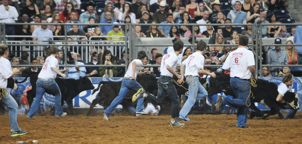 Armed Forces honored at Houston livestock show, ‘Black Jack’ Soldiers enjoy rodeo festivities