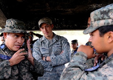 Air advisers, Honduran airmen secure base defense operations
