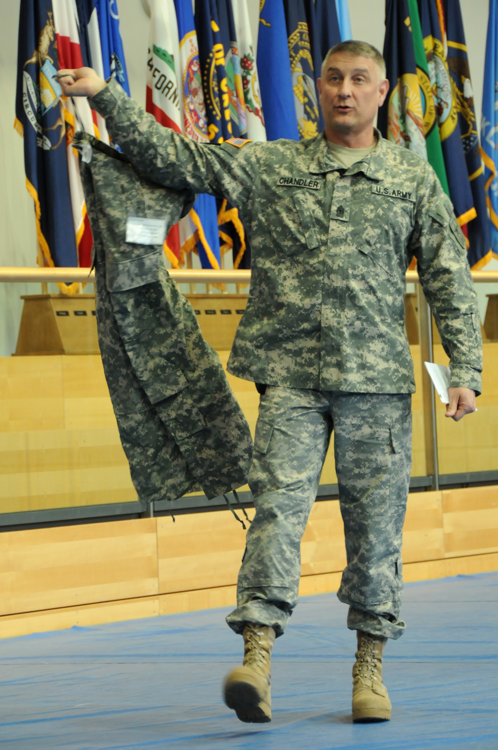 MILITARY STYLE SAM  DVIDS - Images - Sgt. Maj. of the Army Raymond F. Chandler