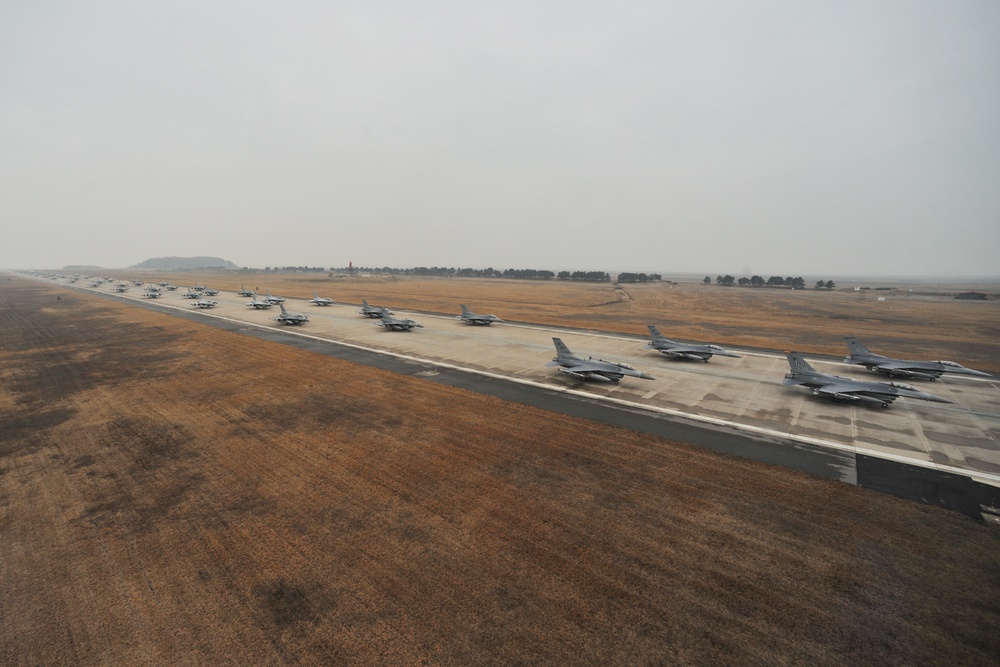 The bigger picture: US, ROK forces show off air power