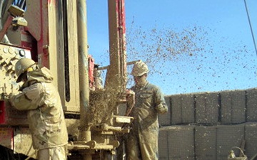 Naval Mobile Construction Battalion 7 Water Well Detachment completes Mescall water well