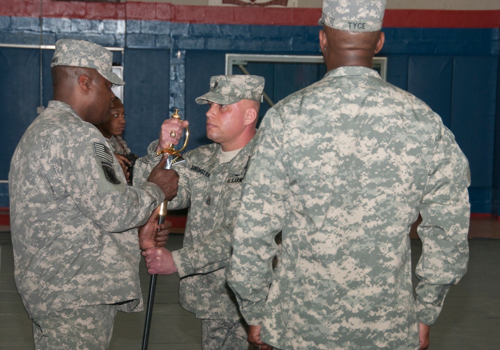 New CSM assumes responsibility of the 160th Signal Brigade