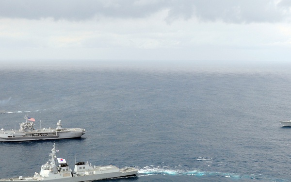 USS Blue Ridge patrols the Sea of Japan